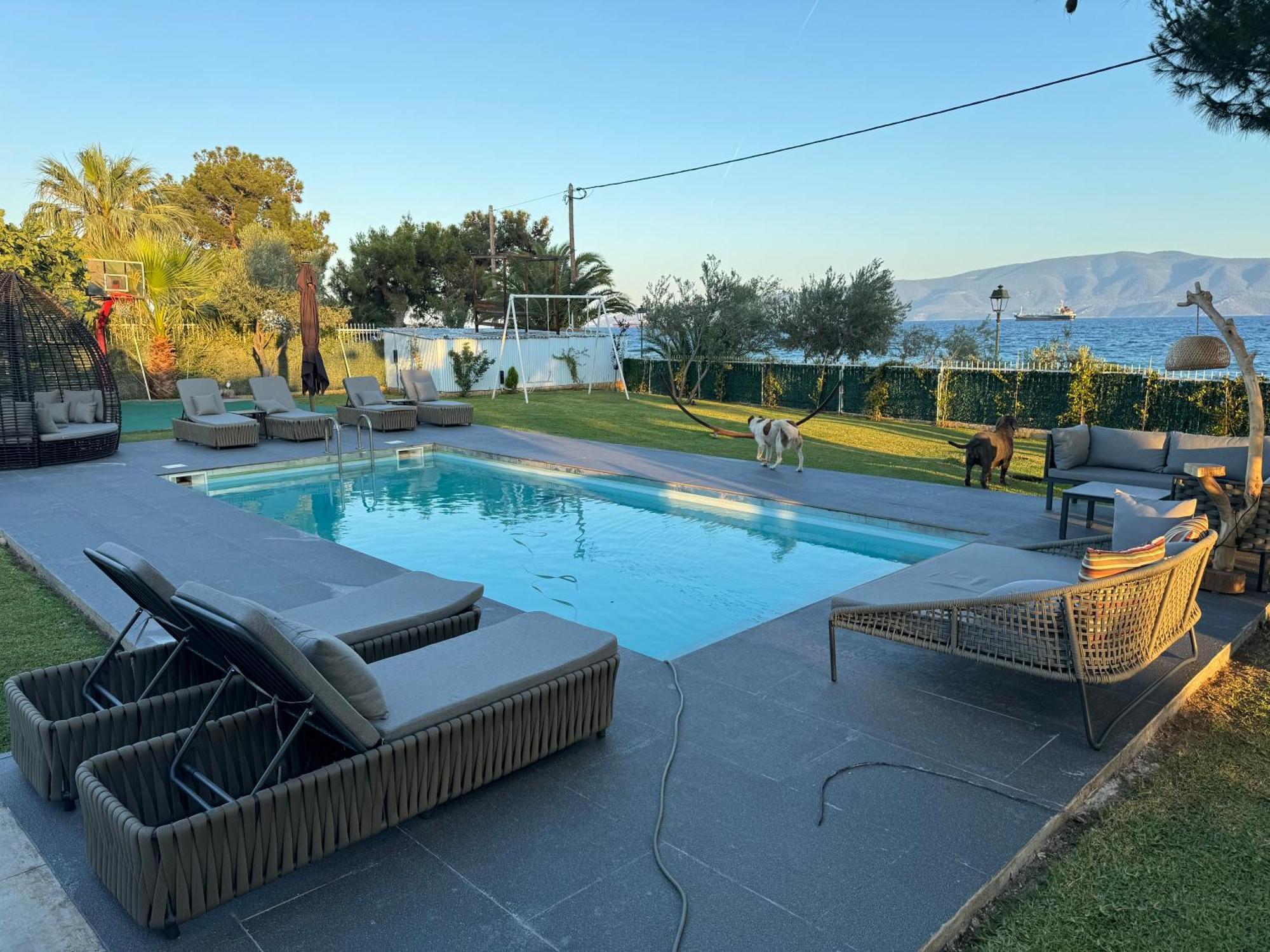 Kalamáki Zoza Luxury Villa Isthmia By The Sea With Private Pool מראה חיצוני תמונה